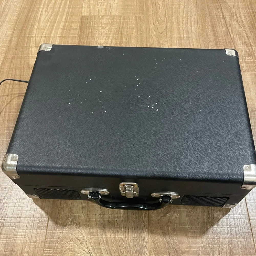 Record Player - Picture 4 of 7